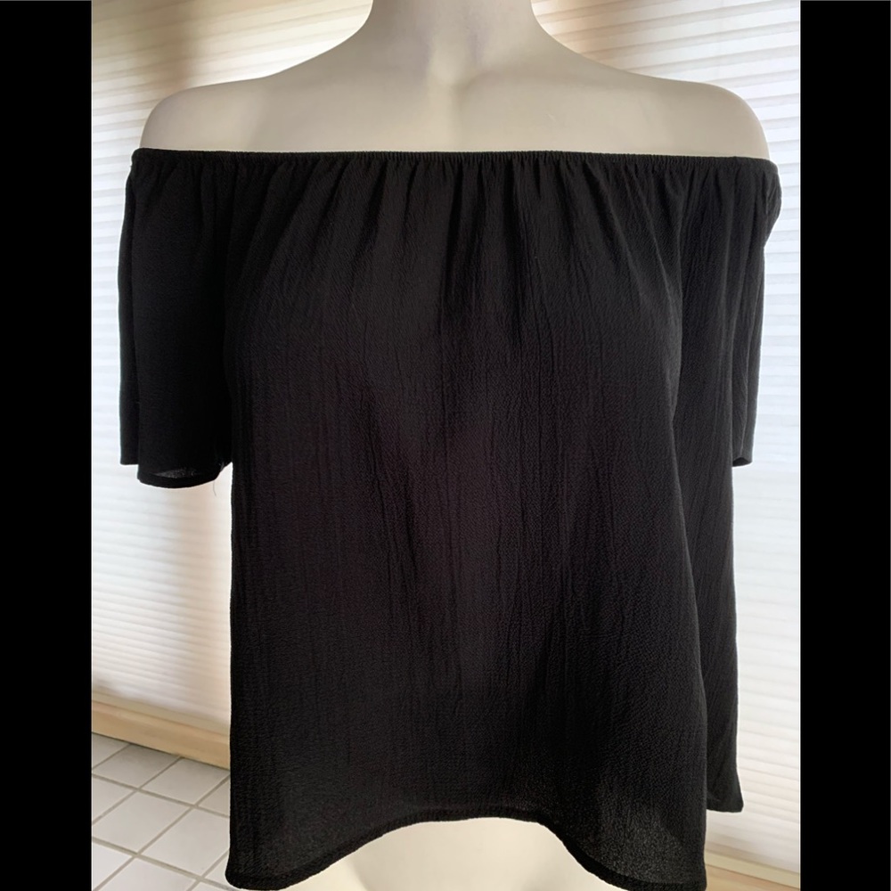 Pookie & Sebastian Black Off-the-Shoulder Crop Top